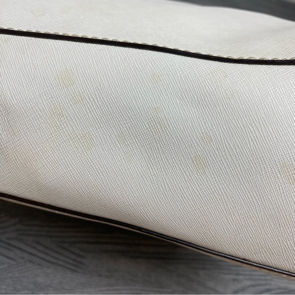 Michael Kors Jet Set White Saffiano Leather Travel Tote - Picture 7 of 17